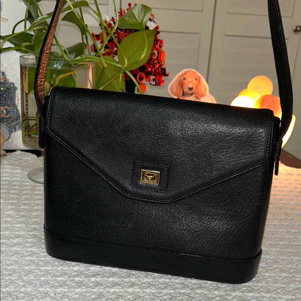 Valentino Garavani Vintage Black Leather Crossbody – Made in Italy